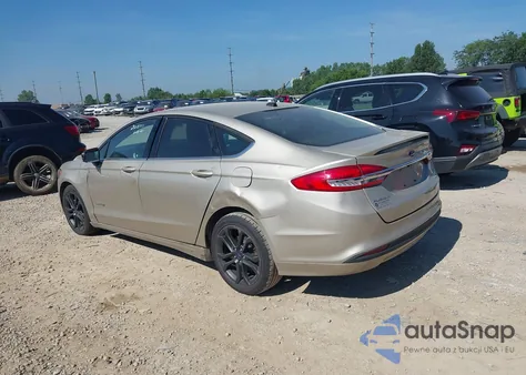 2018 Ford Fusion Hybrid Se z USA, uszkodzony, nr VIN 3FA6P0LU9JR269819